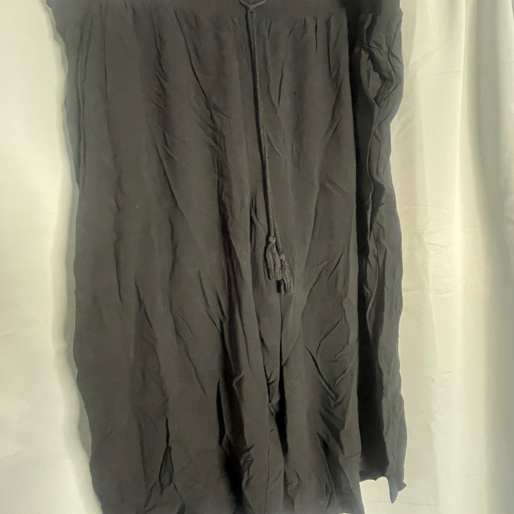Terra & Sky Lightweight Black Capris